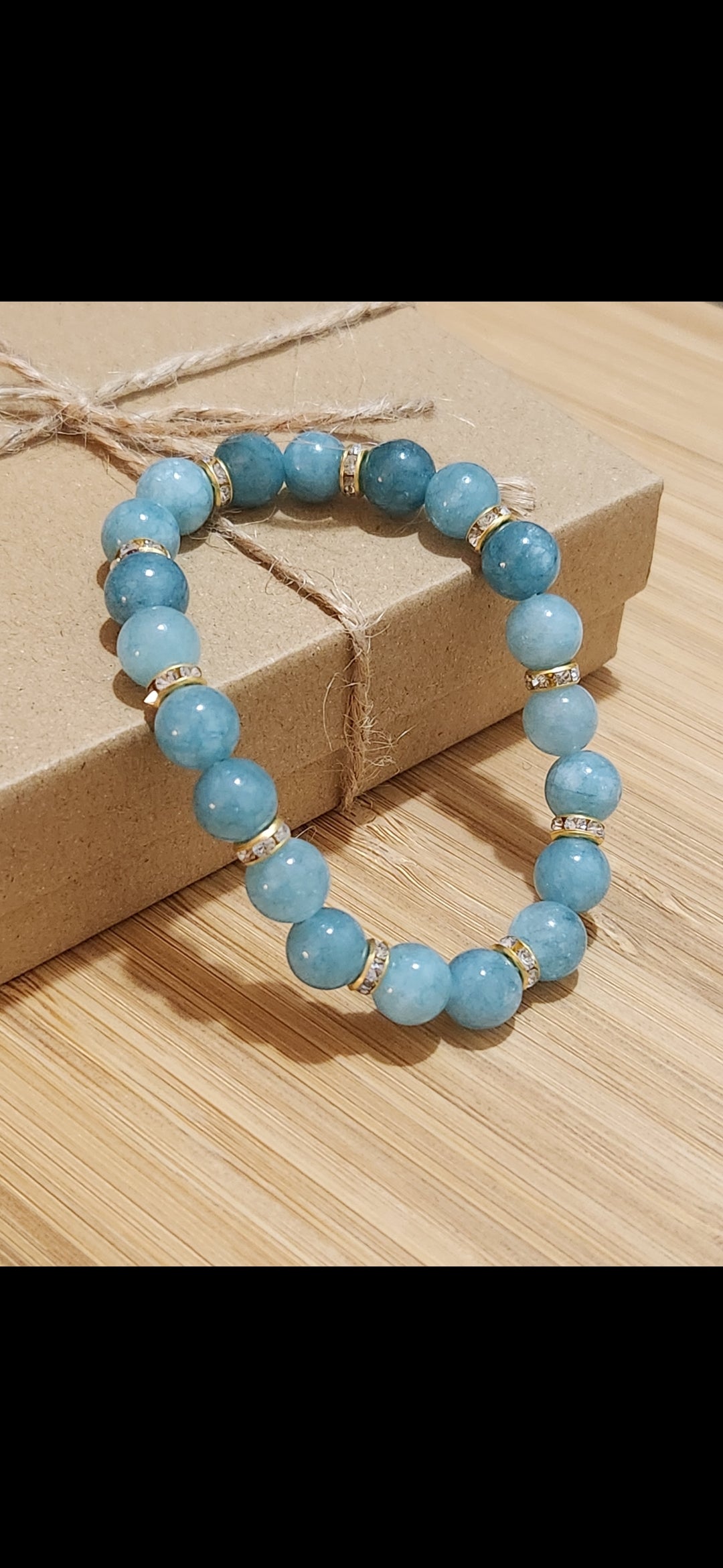 Aquamarine Stone beaded bracelet with sparkle accents - peace - courage - healing